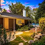Pacific Dreams At Woodland Hills - 8 Bedroom With Pool & Hot Tub