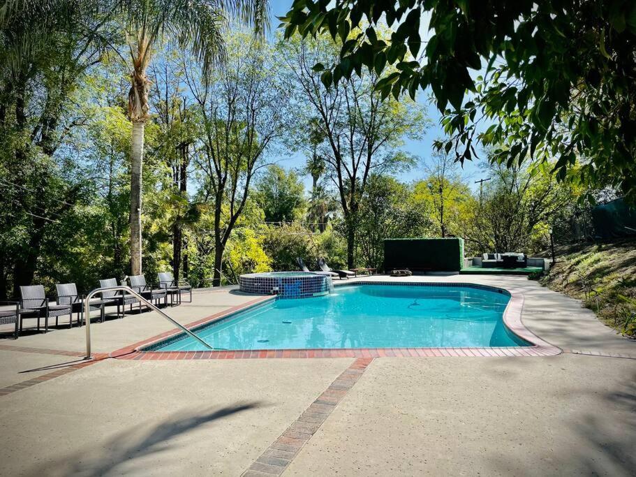 Pacific Dreams At Woodland Hills - 8 Bedroom With Pool & Hot Tub * Los Angeles